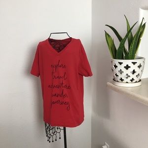 Women’s M no tags v neck graphic tee